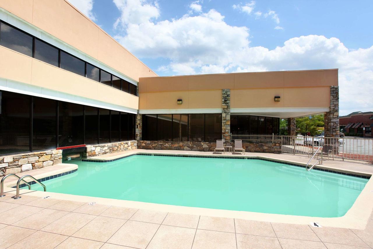 Ramada By Wyndham Asheville / Biltmore West Facilidades foto